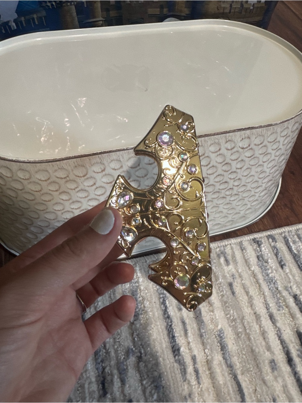 Disney parks princess crown claw clip - Picture 2 of 3